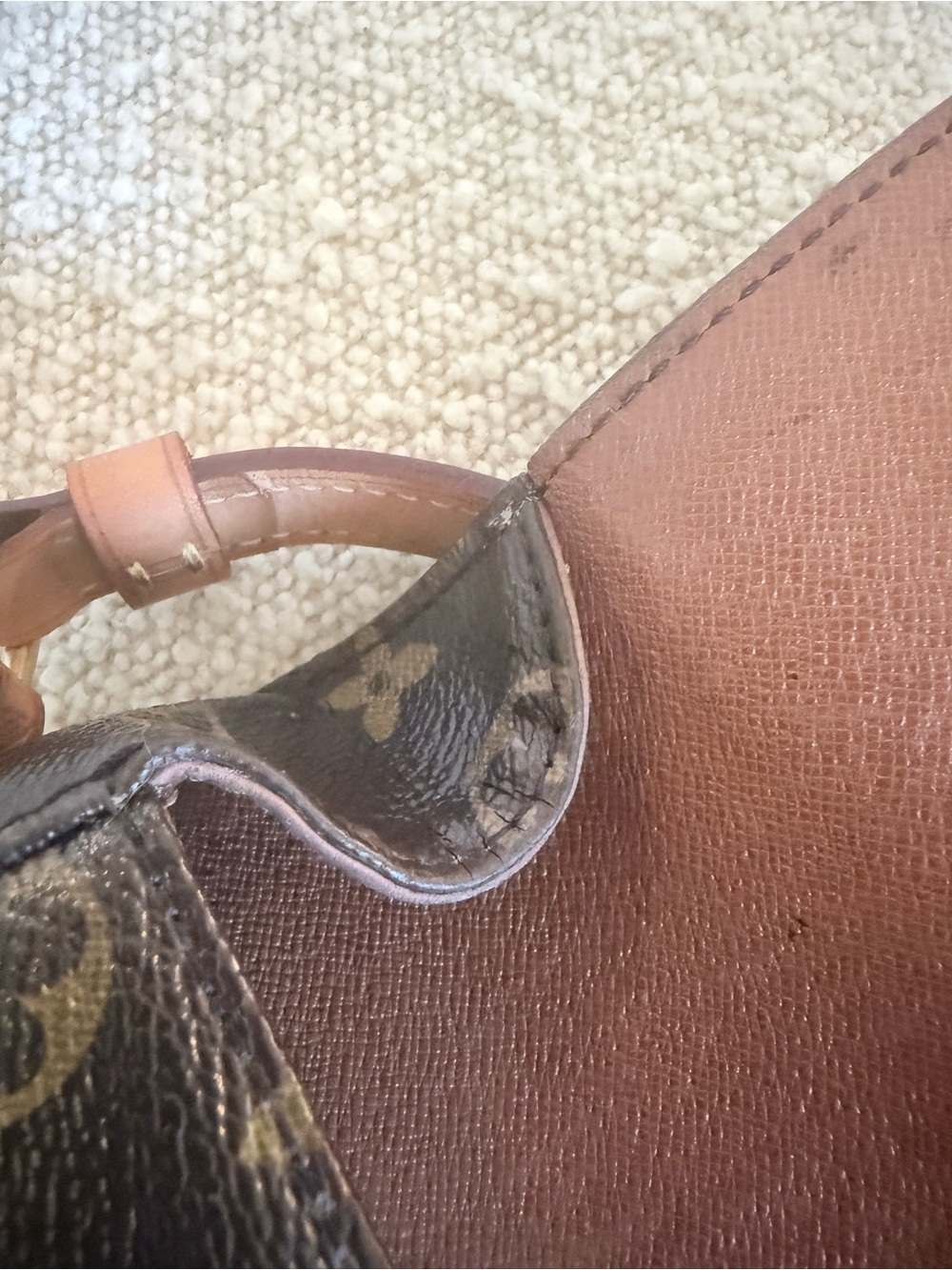 Vintage 1980 Louis Vuitton Monogram Saddle Crossbody with Vachetta Straps. - Picture 13 of 15